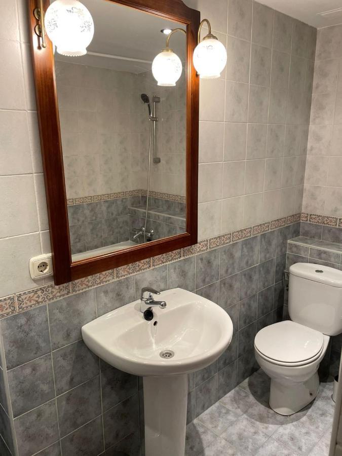 Ferienwohnung Precioso Y Acogedor Cerca De Pistas By Renttarter Incles Exterior foto