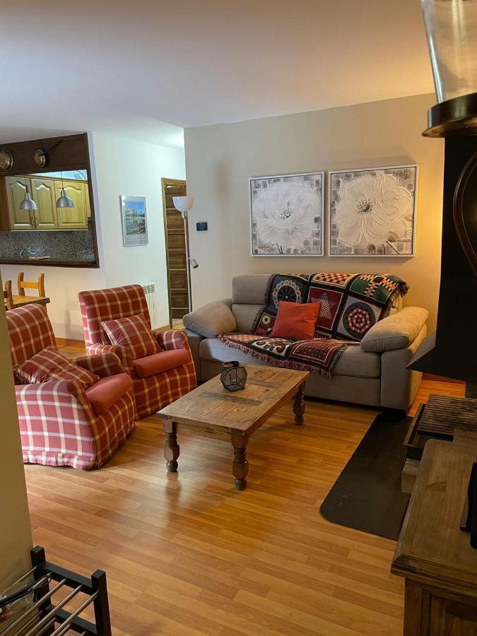 Ferienwohnung Precioso Y Acogedor Cerca De Pistas By Renttarter Incles Exterior foto
